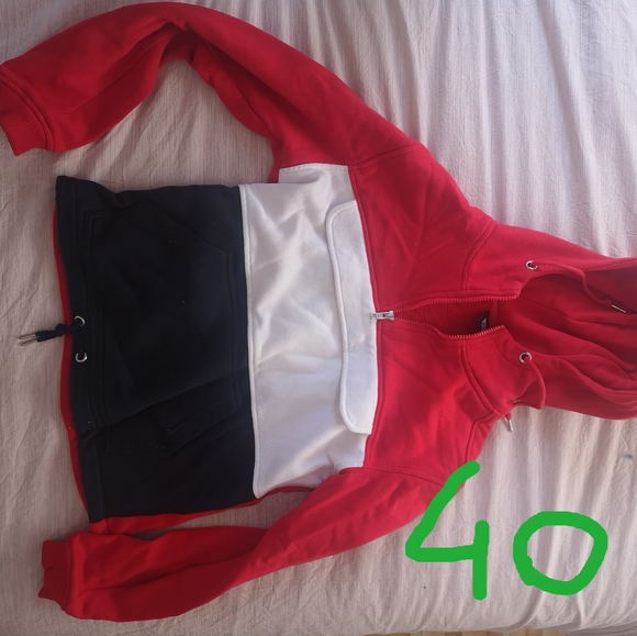 Vêtements divers - Picture 3 of 12